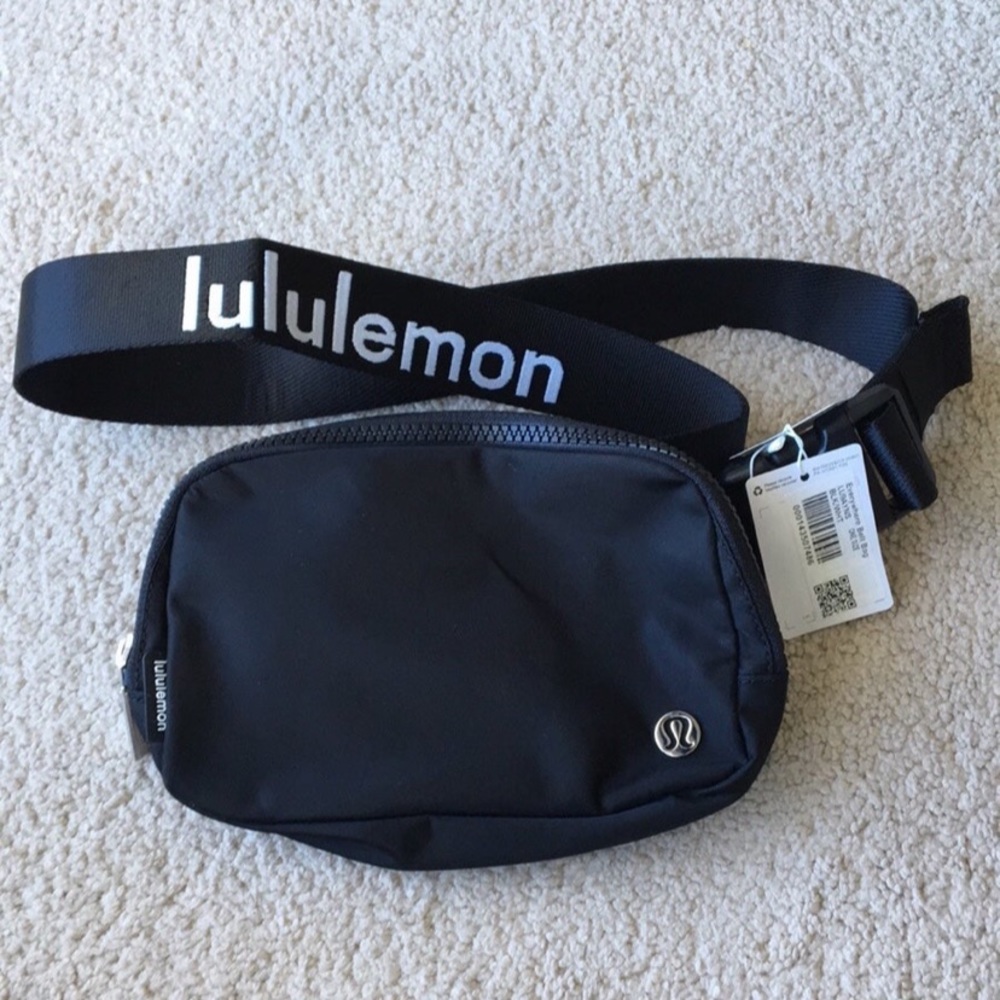 NWT Lululemon Everywhere Belt Bag 1L With Logo